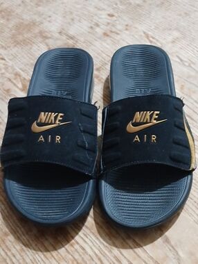 Nike Air Black and Gold Slides Size 8 Women's